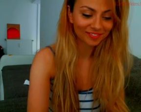 Hotsexy_Lisa Sucks Her Tits MFC