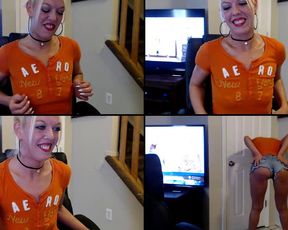 Kitty_Lee loves to fuck slow in free cam recording 2017-04-28 214220