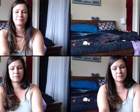 ShortNcurvy tickles her tight snapper in free cam recording 2017-04-22 41208