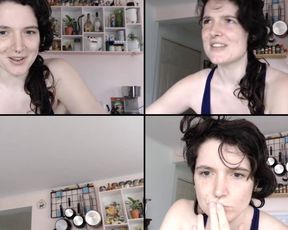 BABY_SAMMY reaching her climax in free cam recording 2017-04-28 190326