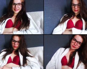 Marrymee getting wet for you in cam recording 2017-05-08 083756