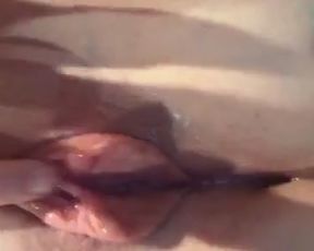 Teen fingerIng