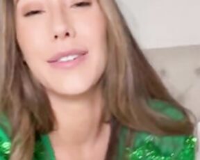 Eva Lovia - Jingle Bells JOI