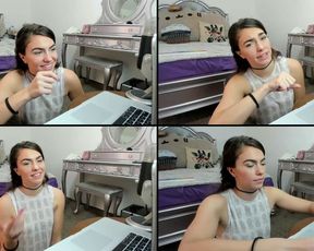 Chroniclove fucking herself in cam recording 2017-10-10_022315