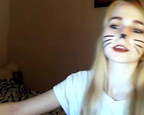 caroline1meow 17