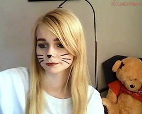 caroline1meow 16