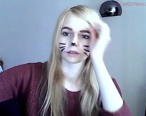 caroline1meow 14