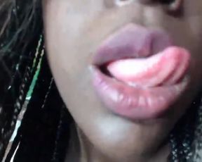 Besossxxx trying to hide her enormous boobs with hair