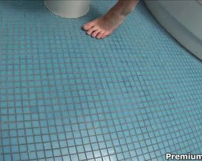 Babe Plays In Bathroom