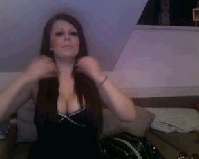 balotelli girl who knows more about her ?