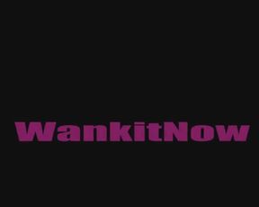 Holly Gibbons wankitnow1