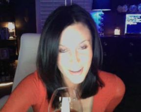 DakotaCox ns red 08212015