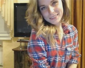 EMMA_U2 nude tease