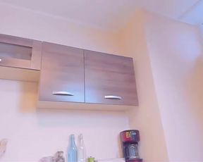 Mistyfoxx close up oil