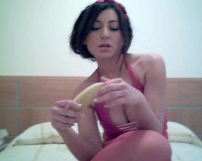 Spanish Kitten Raquel Gonzalez Carapuchinha