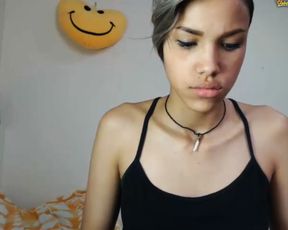 Karlaa696 11.02.2018  Guys, check out this cute girl!!