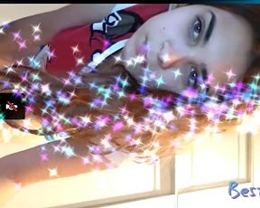 pretty girl tease + toesuck