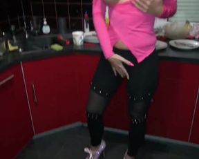 Aische Pervers Spermafresse Vom Nachbarssohnchen 25.09.14 in private premium video