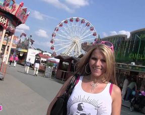 Aische Pervers Analgeil Auf Dem Volksfest in private premium video
