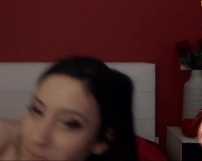 NikkittaDivine Handbra