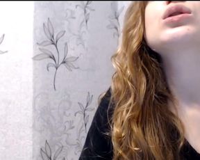 Nata22 sucks fingers like a cock