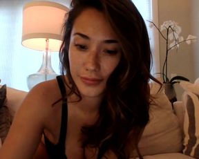 Eva Lovia 1 2