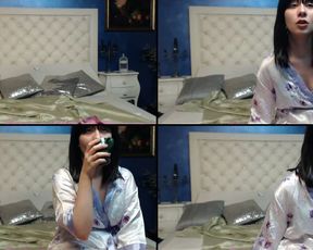 Donatella_20 stripping ass showing squirting in free cam recording 2018-09-13_181901