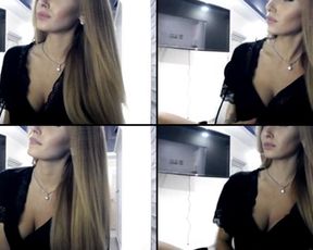 BlondIcequeen vibrating her clit in free cam recording 2018-09-14_030351
