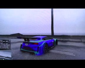 LiveCleo playing videogames