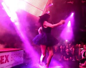 Sofia Cucci liveshow Bergamo sex 2018