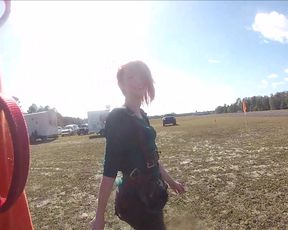 Snugglepunk literally just skydiving