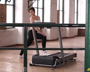 British Babe with Big tits Runs on Treadmill
