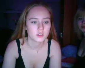 twoswedishgirls-2018-12-03 1