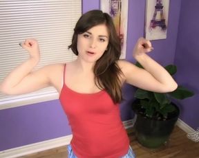 EASY GAINER: ELLIE IDOL (muscles, Femdom Pov, Humiliation, Flexing, Biceps)