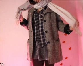 Sweet aria sensual striptease