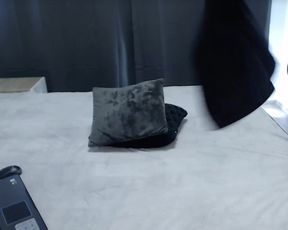 Zoey4you dressing up