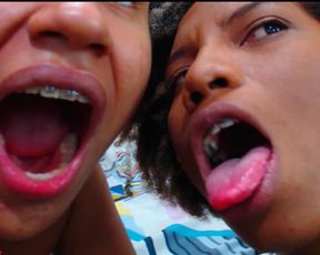 brunettes_latins_hot