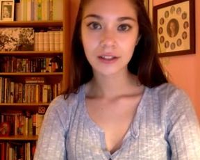 xoxo_melody in her room