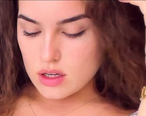 Spanishcouple_ 2019-19-17