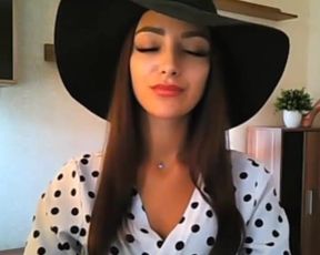 escadora masturbate vladyslava erhyeva