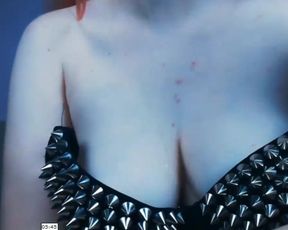 tasty_rain naked and fingering