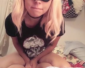 Playing with hitachi - Punkbibibi