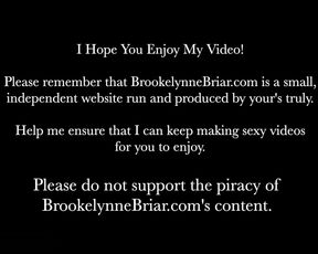 Brookelynne Briar strapon