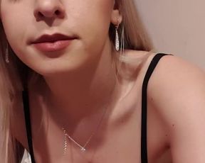 Monikag webcam show 2019-12-10_22-46-10_292