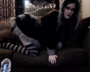 Evelynclaire in a cute outfit