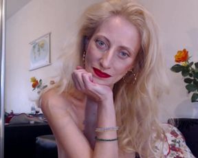 Corairose mature labia big clit part.1