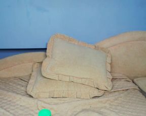 janiemarks or janie_m from the vault