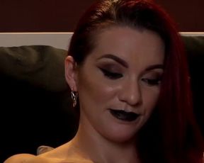 Red Mistress Camgirl LJ (with smoker's cough)