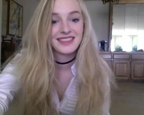 beautiful kinky blondy