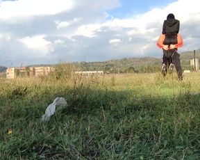 bunny vic perfect body couple street part.1